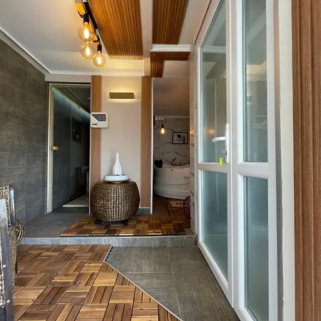 Diamona Lux Apartment *